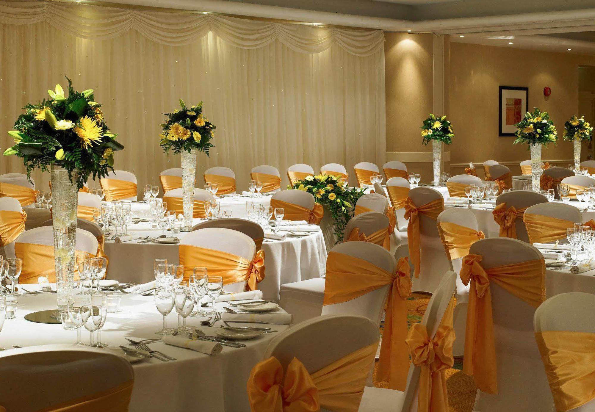 Forest Of Arden Hotel And Country Club Birmingham Restaurant photo